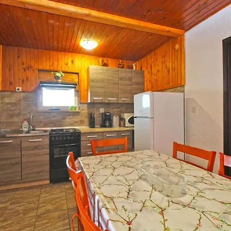 Matilda 1954 Apartmán *
